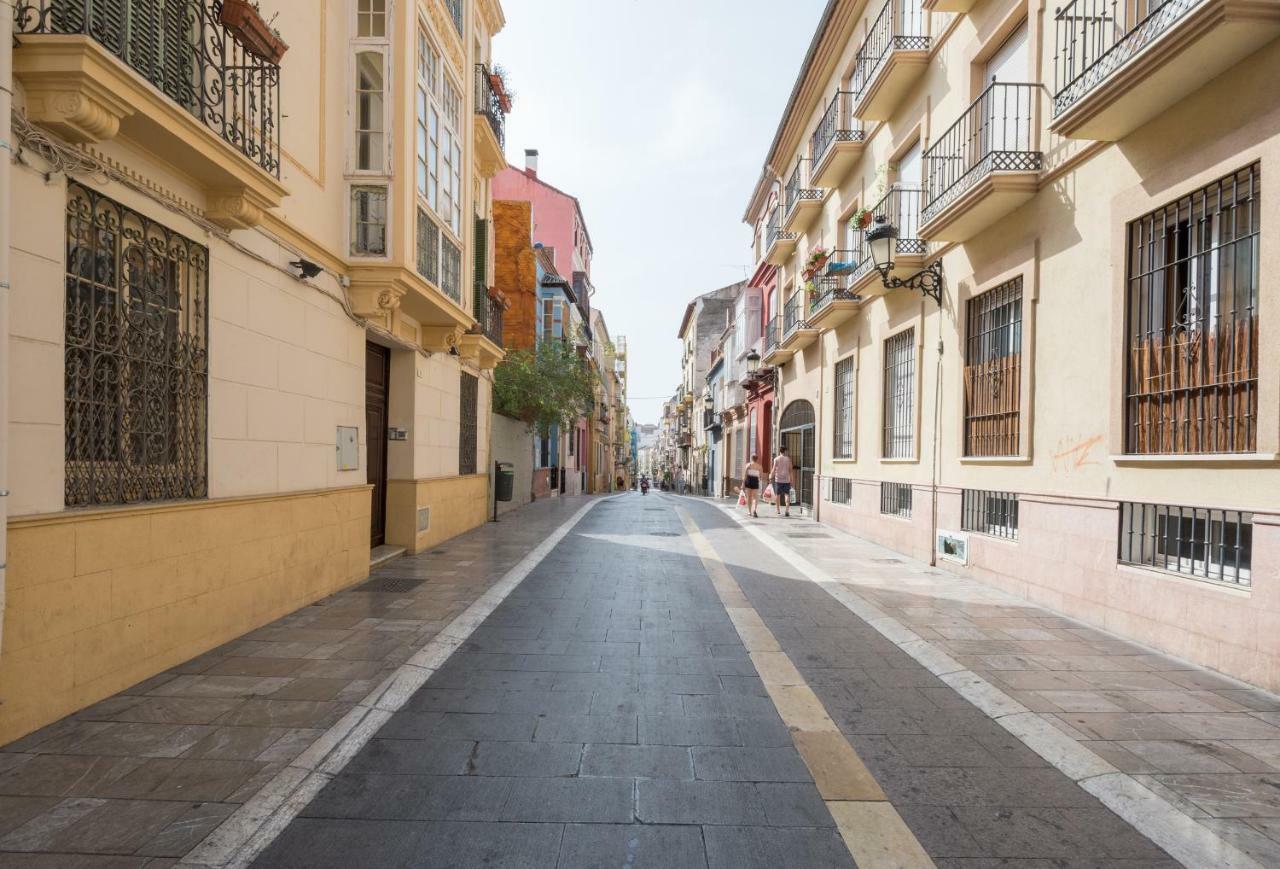 Homely Malaga Plaza Montano Eksteriør billede