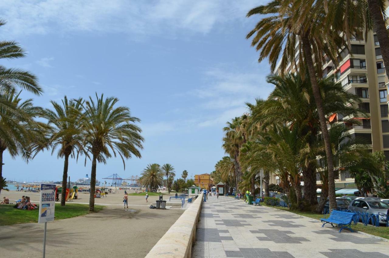 Homely Malaga Plaza Montano Eksteriør billede