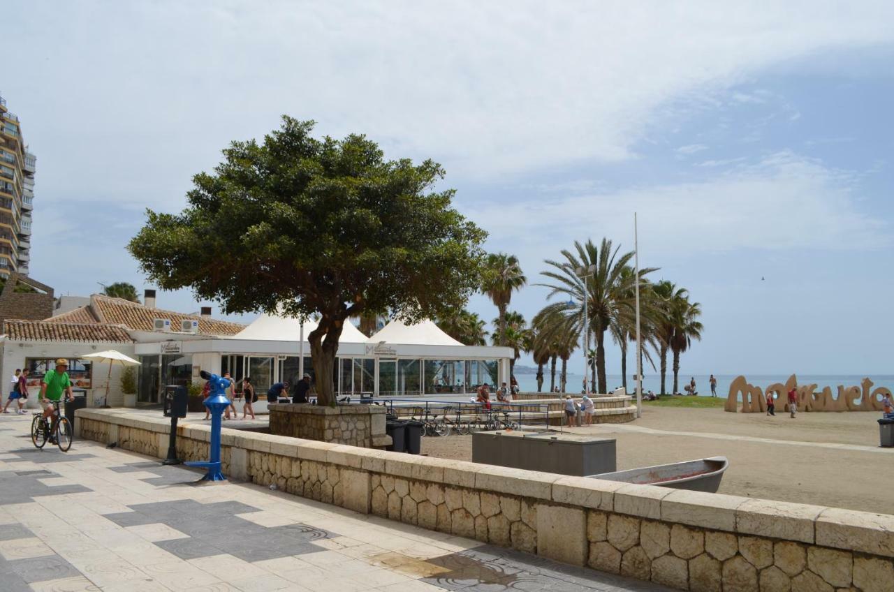 Homely Malaga Plaza Montano Eksteriør billede