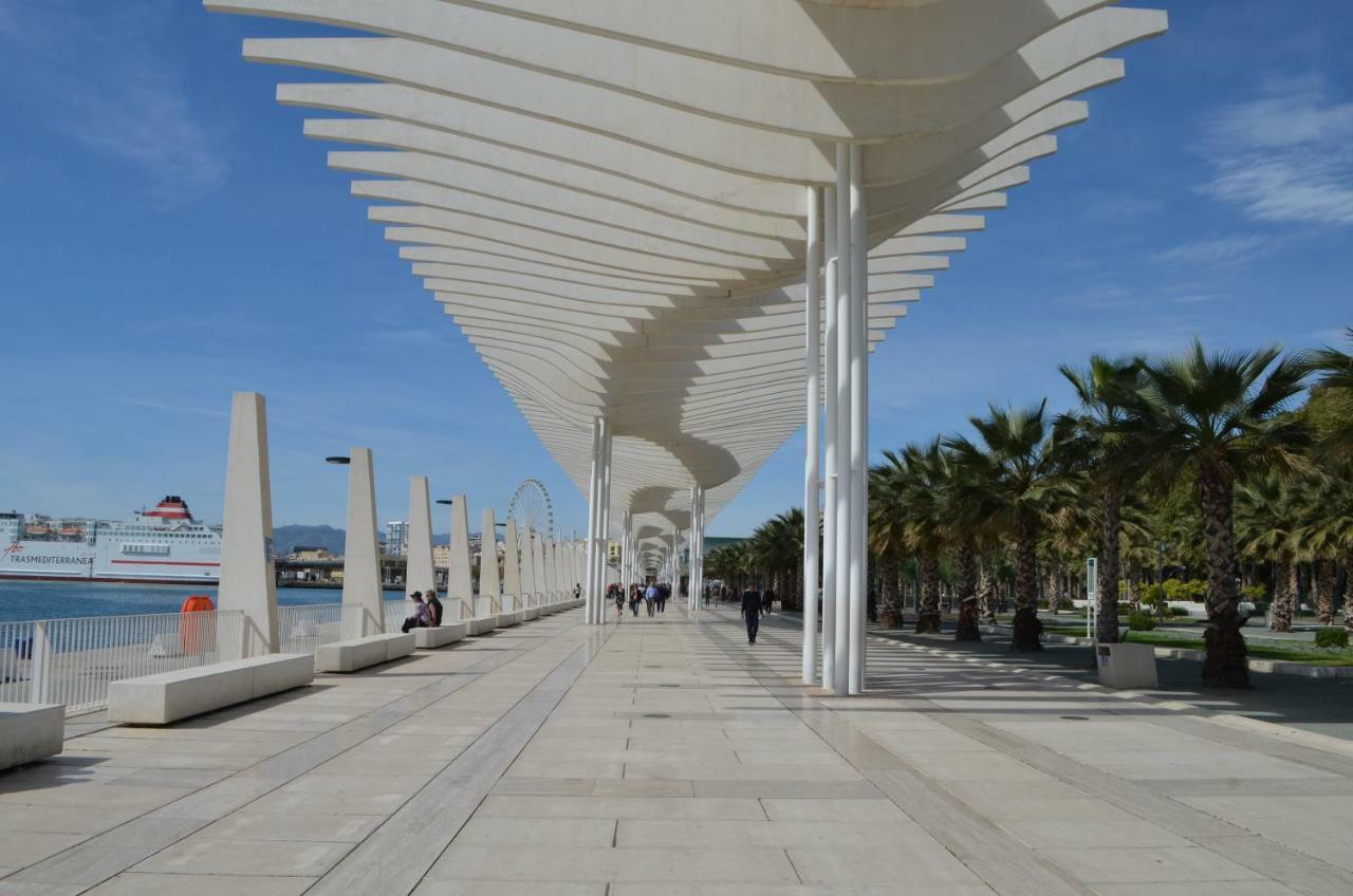 Homely Malaga Plaza Montano Eksteriør billede
